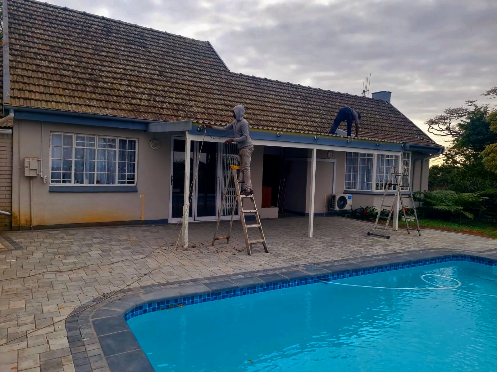 Awning installation process at Ramsgate Beach